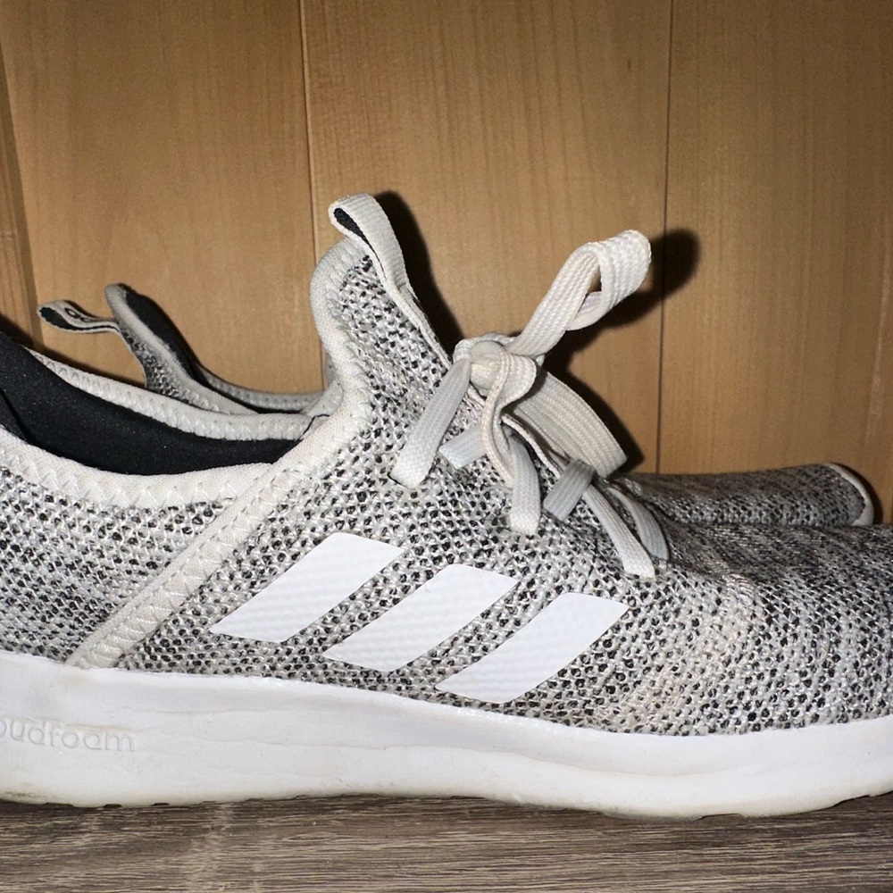 Running Shoes